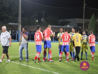 
<a style='margin-left: 5px;' class='btn btn-xs btn-social btn-facebook' href='https://www.facebook.com/sharer/sharer.php?u=https://boladovale.com.br/imgs/800-800-90/conteudo/fotos/1190/img6930.jpg' rel='popup' data-width='500' data-height='400'><i class='fa fa-facebook'></i>Compartilhar <span class='hidden-xs'>no Facebook</span>
</a> 
<a class='btn btn-default btn-xs' target='_blank' href='imgs/800-800-90/conteudo/fotos/1190/img6930.jpg'>
<span class='glyphicon glyphicon-cloud-download'></span> Salvar
</a> 
<span></span>