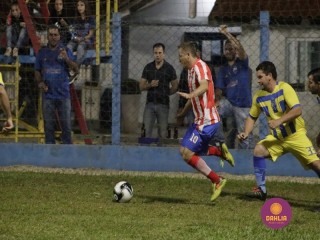 
<a style='margin-left: 5px;' class='btn btn-xs btn-social btn-facebook' href='https://www.facebook.com/sharer/sharer.php?u=https://boladovale.com.br/imgs/800-800-90/conteudo/fotos/1190/mg6951.jpg' rel='popup' data-width='500' data-height='400'><i class='fa fa-facebook'></i>Compartilhar <span class='hidden-xs'>no Facebook</span>
</a> 
<a class='btn btn-default btn-xs' target='_blank' href='imgs/800-800-90/conteudo/fotos/1190/mg6951.jpg'>
<span class='glyphicon glyphicon-cloud-download'></span> Salvar
</a> 
<span></span>