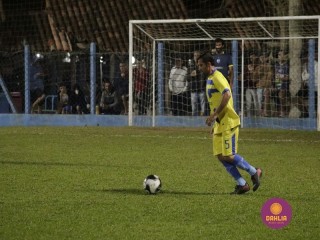 
<a style='margin-left: 5px;' class='btn btn-xs btn-social btn-facebook' href='https://www.facebook.com/sharer/sharer.php?u=https://boladovale.com.br/imgs/800-800-90/conteudo/fotos/1190/mg6977.jpg' rel='popup' data-width='500' data-height='400'><i class='fa fa-facebook'></i>Compartilhar <span class='hidden-xs'>no Facebook</span>
</a> 
<a class='btn btn-default btn-xs' target='_blank' href='imgs/800-800-90/conteudo/fotos/1190/mg6977.jpg'>
<span class='glyphicon glyphicon-cloud-download'></span> Salvar
</a> 
<span></span>