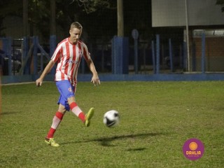 
<a style='margin-left: 5px;' class='btn btn-xs btn-social btn-facebook' href='https://www.facebook.com/sharer/sharer.php?u=https://boladovale.com.br/imgs/800-800-90/conteudo/fotos/1190/mg6995.jpg' rel='popup' data-width='500' data-height='400'><i class='fa fa-facebook'></i>Compartilhar <span class='hidden-xs'>no Facebook</span>
</a> 
<a class='btn btn-default btn-xs' target='_blank' href='imgs/800-800-90/conteudo/fotos/1190/mg6995.jpg'>
<span class='glyphicon glyphicon-cloud-download'></span> Salvar
</a> 
<span></span>