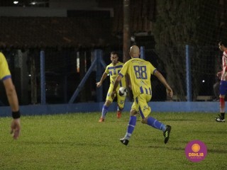 
<a style='margin-left: 5px;' class='btn btn-xs btn-social btn-facebook' href='https://www.facebook.com/sharer/sharer.php?u=https://boladovale.com.br/imgs/800-800-90/conteudo/fotos/1190/mg7011.jpg' rel='popup' data-width='500' data-height='400'><i class='fa fa-facebook'></i>Compartilhar <span class='hidden-xs'>no Facebook</span>
</a> 
<a class='btn btn-default btn-xs' target='_blank' href='imgs/800-800-90/conteudo/fotos/1190/mg7011.jpg'>
<span class='glyphicon glyphicon-cloud-download'></span> Salvar
</a> 
<span></span>