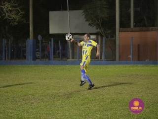 
<a style='margin-left: 5px;' class='btn btn-xs btn-social btn-facebook' href='https://www.facebook.com/sharer/sharer.php?u=https://boladovale.com.br/imgs/800-800-90/conteudo/fotos/1190/mg7017.jpg' rel='popup' data-width='500' data-height='400'><i class='fa fa-facebook'></i>Compartilhar <span class='hidden-xs'>no Facebook</span>
</a> 
<a class='btn btn-default btn-xs' target='_blank' href='imgs/800-800-90/conteudo/fotos/1190/mg7017.jpg'>
<span class='glyphicon glyphicon-cloud-download'></span> Salvar
</a> 
<span></span>