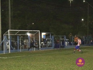 
<a style='margin-left: 5px;' class='btn btn-xs btn-social btn-facebook' href='https://www.facebook.com/sharer/sharer.php?u=https://boladovale.com.br/imgs/800-800-90/conteudo/fotos/1190/mg7043.jpg' rel='popup' data-width='500' data-height='400'><i class='fa fa-facebook'></i>Compartilhar <span class='hidden-xs'>no Facebook</span>
</a> 
<a class='btn btn-default btn-xs' target='_blank' href='imgs/800-800-90/conteudo/fotos/1190/mg7043.jpg'>
<span class='glyphicon glyphicon-cloud-download'></span> Salvar
</a> 
<span></span>