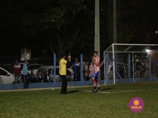 
<a style='margin-left: 5px;' class='btn btn-xs btn-social btn-facebook' href='https://www.facebook.com/sharer/sharer.php?u=https://boladovale.com.br/imgs/800-800-90/conteudo/fotos/1190/mg7047.jpg' rel='popup' data-width='500' data-height='400'><i class='fa fa-facebook'></i>Compartilhar <span class='hidden-xs'>no Facebook</span>
</a> 
<a class='btn btn-default btn-xs' target='_blank' href='imgs/800-800-90/conteudo/fotos/1190/mg7047.jpg'>
<span class='glyphicon glyphicon-cloud-download'></span> Salvar
</a> 
<span></span>