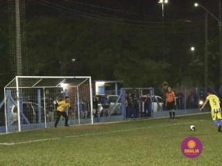 
<a style='margin-left: 5px;' class='btn btn-xs btn-social btn-facebook' href='https://www.facebook.com/sharer/sharer.php?u=https://boladovale.com.br/imgs/800-800-90/conteudo/fotos/1190/mg7048.jpg' rel='popup' data-width='500' data-height='400'><i class='fa fa-facebook'></i>Compartilhar <span class='hidden-xs'>no Facebook</span>
</a> 
<a class='btn btn-default btn-xs' target='_blank' href='imgs/800-800-90/conteudo/fotos/1190/mg7048.jpg'>
<span class='glyphicon glyphicon-cloud-download'></span> Salvar
</a> 
<span></span>