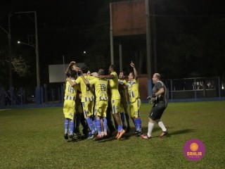
<a style='margin-left: 5px;' class='btn btn-xs btn-social btn-facebook' href='https://www.facebook.com/sharer/sharer.php?u=https://boladovale.com.br/imgs/800-800-90/conteudo/fotos/1190/mg7066.jpg' rel='popup' data-width='500' data-height='400'><i class='fa fa-facebook'></i>Compartilhar <span class='hidden-xs'>no Facebook</span>
</a> 
<a class='btn btn-default btn-xs' target='_blank' href='imgs/800-800-90/conteudo/fotos/1190/mg7066.jpg'>
<span class='glyphicon glyphicon-cloud-download'></span> Salvar
</a> 
<span></span>