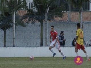 
<a style='margin-left: 5px;' class='btn btn-xs btn-social btn-facebook' href='https://www.facebook.com/sharer/sharer.php?u=https://boladovale.com.br/imgs/800-800-90/conteudo/fotos/1197/mg7894.jpg' rel='popup' data-width='500' data-height='400'><i class='fa fa-facebook'></i>Compartilhar <span class='hidden-xs'>no Facebook</span>
</a> 
<a class='btn btn-default btn-xs' target='_blank' href='imgs/800-800-90/conteudo/fotos/1197/mg7894.jpg'>
<span class='glyphicon glyphicon-cloud-download'></span> Salvar
</a> 
<span></span>