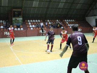 
<a style='margin-left: 5px;' class='btn btn-xs btn-social btn-facebook' href='https://www.facebook.com/sharer/sharer.php?u=https://boladovale.com.br/imgs/800-800-90/conteudo/fotos/1264/img1687.jpg' rel='popup' data-width='500' data-height='400'><i class='fa fa-facebook'></i>Compartilhar <span class='hidden-xs'>no Facebook</span>
</a> 
<a class='btn btn-default btn-xs' target='_blank' href='imgs/800-800-90/conteudo/fotos/1264/img1687.jpg'>
<span class='glyphicon glyphicon-cloud-download'></span> Salvar
</a> 
<span></span>