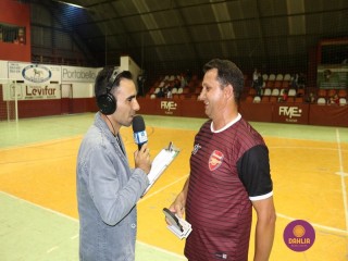 
<a style='margin-left: 5px;' class='btn btn-xs btn-social btn-facebook' href='https://www.facebook.com/sharer/sharer.php?u=https://boladovale.com.br/imgs/800-800-90/conteudo/fotos/1264/img1709.jpg' rel='popup' data-width='500' data-height='400'><i class='fa fa-facebook'></i>Compartilhar <span class='hidden-xs'>no Facebook</span>
</a> 
<a class='btn btn-default btn-xs' target='_blank' href='imgs/800-800-90/conteudo/fotos/1264/img1709.jpg'>
<span class='glyphicon glyphicon-cloud-download'></span> Salvar
</a> 
<span></span>
