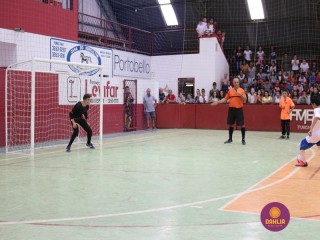 
<a style='margin-left: 5px;' class='btn btn-xs btn-social btn-facebook' href='https://www.facebook.com/sharer/sharer.php?u=https://boladovale.com.br/imgs/800-800-90/conteudo/fotos/1283/img2564.jpg' rel='popup' data-width='500' data-height='400'><i class='fa fa-facebook'></i>Compartilhar <span class='hidden-xs'>no Facebook</span>
</a> 
<a class='btn btn-default btn-xs' target='_blank' href='imgs/800-800-90/conteudo/fotos/1283/img2564.jpg'>
<span class='glyphicon glyphicon-cloud-download'></span> Salvar
</a> 
<span></span>