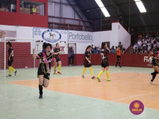 
<a style='margin-left: 5px;' class='btn btn-xs btn-social btn-facebook' href='https://www.facebook.com/sharer/sharer.php?u=https://boladovale.com.br/imgs/800-800-90/conteudo/fotos/1283/img2651.jpg' rel='popup' data-width='500' data-height='400'><i class='fa fa-facebook'></i>Compartilhar <span class='hidden-xs'>no Facebook</span>
</a> 
<a class='btn btn-default btn-xs' target='_blank' href='imgs/800-800-90/conteudo/fotos/1283/img2651.jpg'>
<span class='glyphicon glyphicon-cloud-download'></span> Salvar
</a> 
<span></span>