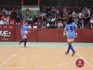 
<a style='margin-left: 5px;' class='btn btn-xs btn-social btn-facebook' href='https://www.facebook.com/sharer/sharer.php?u=https://boladovale.com.br/imgs/800-800-90/conteudo/fotos/1283/img2802.jpg' rel='popup' data-width='500' data-height='400'><i class='fa fa-facebook'></i>Compartilhar <span class='hidden-xs'>no Facebook</span>
</a> 
<a class='btn btn-default btn-xs' target='_blank' href='imgs/800-800-90/conteudo/fotos/1283/img2802.jpg'>
<span class='glyphicon glyphicon-cloud-download'></span> Salvar
</a> 
<span></span>