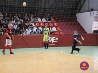 
<a style='margin-left: 5px;' class='btn btn-xs btn-social btn-facebook' href='https://www.facebook.com/sharer/sharer.php?u=https://boladovale.com.br/imgs/800-800-90/conteudo/fotos/1283/img2858.jpg' rel='popup' data-width='500' data-height='400'><i class='fa fa-facebook'></i>Compartilhar <span class='hidden-xs'>no Facebook</span>
</a> 
<a class='btn btn-default btn-xs' target='_blank' href='imgs/800-800-90/conteudo/fotos/1283/img2858.jpg'>
<span class='glyphicon glyphicon-cloud-download'></span> Salvar
</a> 
<span></span>