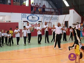 
<a style='margin-left: 5px;' class='btn btn-xs btn-social btn-facebook' href='https://www.facebook.com/sharer/sharer.php?u=https://boladovale.com.br/imgs/800-800-90/conteudo/fotos/1299/img7016.jpg' rel='popup' data-width='500' data-height='400'><i class='fa fa-facebook'></i>Compartilhar <span class='hidden-xs'>no Facebook</span>
</a> 
<a class='btn btn-default btn-xs' target='_blank' href='imgs/800-800-90/conteudo/fotos/1299/img7016.jpg'>
<span class='glyphicon glyphicon-cloud-download'></span> Salvar
</a> 
<span></span>