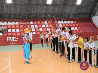
<a style='margin-left: 5px;' class='btn btn-xs btn-social btn-facebook' href='https://www.facebook.com/sharer/sharer.php?u=https://boladovale.com.br/imgs/800-800-90/conteudo/fotos/1299/img7045.jpg' rel='popup' data-width='500' data-height='400'><i class='fa fa-facebook'></i>Compartilhar <span class='hidden-xs'>no Facebook</span>
</a> 
<a class='btn btn-default btn-xs' target='_blank' href='imgs/800-800-90/conteudo/fotos/1299/img7045.jpg'>
<span class='glyphicon glyphicon-cloud-download'></span> Salvar
</a> 
<span></span>
