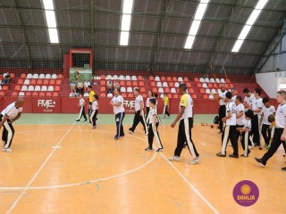 
<a style='margin-left: 5px;' class='btn btn-xs btn-social btn-facebook' href='https://www.facebook.com/sharer/sharer.php?u=https://boladovale.com.br/imgs/800-800-90/conteudo/fotos/1299/img7057.jpg' rel='popup' data-width='500' data-height='400'><i class='fa fa-facebook'></i>Compartilhar <span class='hidden-xs'>no Facebook</span>
</a> 
<a class='btn btn-default btn-xs' target='_blank' href='imgs/800-800-90/conteudo/fotos/1299/img7057.jpg'>
<span class='glyphicon glyphicon-cloud-download'></span> Salvar
</a> 
<span></span>
