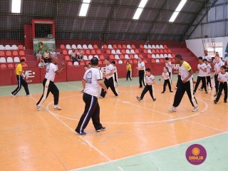
<a style='margin-left: 5px;' class='btn btn-xs btn-social btn-facebook' href='https://www.facebook.com/sharer/sharer.php?u=https://boladovale.com.br/imgs/800-800-90/conteudo/fotos/1299/img7061.jpg' rel='popup' data-width='500' data-height='400'><i class='fa fa-facebook'></i>Compartilhar <span class='hidden-xs'>no Facebook</span>
</a> 
<a class='btn btn-default btn-xs' target='_blank' href='imgs/800-800-90/conteudo/fotos/1299/img7061.jpg'>
<span class='glyphicon glyphicon-cloud-download'></span> Salvar
</a> 
<span></span>