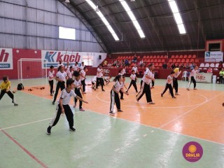 
<a style='margin-left: 5px;' class='btn btn-xs btn-social btn-facebook' href='https://www.facebook.com/sharer/sharer.php?u=https://boladovale.com.br/imgs/800-800-90/conteudo/fotos/1299/img7071.jpg' rel='popup' data-width='500' data-height='400'><i class='fa fa-facebook'></i>Compartilhar <span class='hidden-xs'>no Facebook</span>
</a> 
<a class='btn btn-default btn-xs' target='_blank' href='imgs/800-800-90/conteudo/fotos/1299/img7071.jpg'>
<span class='glyphicon glyphicon-cloud-download'></span> Salvar
</a> 
<span></span>