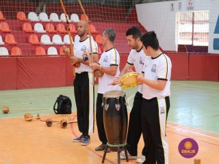 
<a style='margin-left: 5px;' class='btn btn-xs btn-social btn-facebook' href='https://www.facebook.com/sharer/sharer.php?u=https://boladovale.com.br/imgs/800-800-90/conteudo/fotos/1299/img7093.jpg' rel='popup' data-width='500' data-height='400'><i class='fa fa-facebook'></i>Compartilhar <span class='hidden-xs'>no Facebook</span>
</a> 
<a class='btn btn-default btn-xs' target='_blank' href='imgs/800-800-90/conteudo/fotos/1299/img7093.jpg'>
<span class='glyphicon glyphicon-cloud-download'></span> Salvar
</a> 
<span></span>