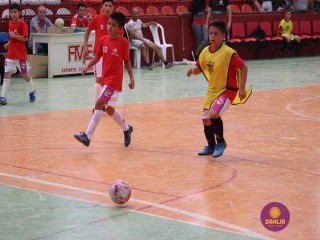 
<a style='margin-left: 5px;' class='btn btn-xs btn-social btn-facebook' href='https://www.facebook.com/sharer/sharer.php?u=https://boladovale.com.br/imgs/800-800-90/conteudo/fotos/1299/img7145.jpg' rel='popup' data-width='500' data-height='400'><i class='fa fa-facebook'></i>Compartilhar <span class='hidden-xs'>no Facebook</span>
</a> 
<a class='btn btn-default btn-xs' target='_blank' href='imgs/800-800-90/conteudo/fotos/1299/img7145.jpg'>
<span class='glyphicon glyphicon-cloud-download'></span> Salvar
</a> 
<span></span>
