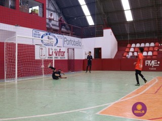 
<a style='margin-left: 5px;' class='btn btn-xs btn-social btn-facebook' href='https://www.facebook.com/sharer/sharer.php?u=https://boladovale.com.br/imgs/800-800-90/conteudo/fotos/1299/img7271.jpg' rel='popup' data-width='500' data-height='400'><i class='fa fa-facebook'></i>Compartilhar <span class='hidden-xs'>no Facebook</span>
</a> 
<a class='btn btn-default btn-xs' target='_blank' href='imgs/800-800-90/conteudo/fotos/1299/img7271.jpg'>
<span class='glyphicon glyphicon-cloud-download'></span> Salvar
</a> 
<span></span>