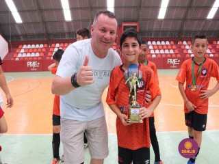 
<a style='margin-left: 5px;' class='btn btn-xs btn-social btn-facebook' href='https://www.facebook.com/sharer/sharer.php?u=https://boladovale.com.br/imgs/800-800-90/conteudo/fotos/1299/img7309.jpg' rel='popup' data-width='500' data-height='400'><i class='fa fa-facebook'></i>Compartilhar <span class='hidden-xs'>no Facebook</span>
</a> 
<a class='btn btn-default btn-xs' target='_blank' href='imgs/800-800-90/conteudo/fotos/1299/img7309.jpg'>
<span class='glyphicon glyphicon-cloud-download'></span> Salvar
</a> 
<span></span>