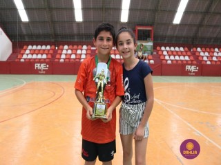 
<a style='margin-left: 5px;' class='btn btn-xs btn-social btn-facebook' href='https://www.facebook.com/sharer/sharer.php?u=https://boladovale.com.br/imgs/800-800-90/conteudo/fotos/1299/img7322.jpg' rel='popup' data-width='500' data-height='400'><i class='fa fa-facebook'></i>Compartilhar <span class='hidden-xs'>no Facebook</span>
</a> 
<a class='btn btn-default btn-xs' target='_blank' href='imgs/800-800-90/conteudo/fotos/1299/img7322.jpg'>
<span class='glyphicon glyphicon-cloud-download'></span> Salvar
</a> 
<span></span>