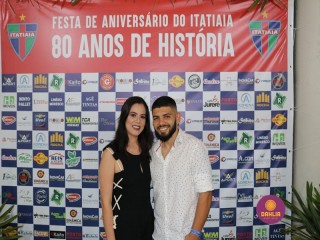 
<a style='margin-left: 5px;' class='btn btn-xs btn-social btn-facebook' href='https://www.facebook.com/sharer/sharer.php?u=https://boladovale.com.br/imgs/800-800-90/conteudo/fotos/1327/img0706.jpg' rel='popup' data-width='500' data-height='400'><i class='fa fa-facebook'></i>Compartilhar <span class='hidden-xs'>no Facebook</span>
</a> 
<a class='btn btn-default btn-xs' target='_blank' href='imgs/800-800-90/conteudo/fotos/1327/img0706.jpg'>
<span class='glyphicon glyphicon-cloud-download'></span> Salvar
</a> 
<span></span>