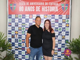 
<a style='margin-left: 5px;' class='btn btn-xs btn-social btn-facebook' href='https://www.facebook.com/sharer/sharer.php?u=https://boladovale.com.br/imgs/800-800-90/conteudo/fotos/1327/img0712.jpg' rel='popup' data-width='500' data-height='400'><i class='fa fa-facebook'></i>Compartilhar <span class='hidden-xs'>no Facebook</span>
</a> 
<a class='btn btn-default btn-xs' target='_blank' href='imgs/800-800-90/conteudo/fotos/1327/img0712.jpg'>
<span class='glyphicon glyphicon-cloud-download'></span> Salvar
</a> 
<span></span>
