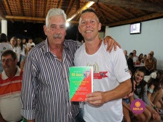 
<a style='margin-left: 5px;' class='btn btn-xs btn-social btn-facebook' href='https://www.facebook.com/sharer/sharer.php?u=https://boladovale.com.br/imgs/800-800-90/conteudo/fotos/1327/img0766.jpg' rel='popup' data-width='500' data-height='400'><i class='fa fa-facebook'></i>Compartilhar <span class='hidden-xs'>no Facebook</span>
</a> 
<a class='btn btn-default btn-xs' target='_blank' href='imgs/800-800-90/conteudo/fotos/1327/img0766.jpg'>
<span class='glyphicon glyphicon-cloud-download'></span> Salvar
</a> 
<span></span>