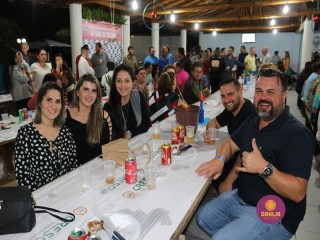 
<a style='margin-left: 5px;' class='btn btn-xs btn-social btn-facebook' href='https://www.facebook.com/sharer/sharer.php?u=https://boladovale.com.br/imgs/800-800-90/conteudo/fotos/1327/img0837.jpg' rel='popup' data-width='500' data-height='400'><i class='fa fa-facebook'></i>Compartilhar <span class='hidden-xs'>no Facebook</span>
</a> 
<a class='btn btn-default btn-xs' target='_blank' href='imgs/800-800-90/conteudo/fotos/1327/img0837.jpg'>
<span class='glyphicon glyphicon-cloud-download'></span> Salvar
</a> 
<span></span>