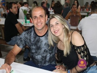 
<a style='margin-left: 5px;' class='btn btn-xs btn-social btn-facebook' href='https://www.facebook.com/sharer/sharer.php?u=https://boladovale.com.br/imgs/800-800-90/conteudo/fotos/1327/img0858.jpg' rel='popup' data-width='500' data-height='400'><i class='fa fa-facebook'></i>Compartilhar <span class='hidden-xs'>no Facebook</span>
</a> 
<a class='btn btn-default btn-xs' target='_blank' href='imgs/800-800-90/conteudo/fotos/1327/img0858.jpg'>
<span class='glyphicon glyphicon-cloud-download'></span> Salvar
</a> 
<span></span>