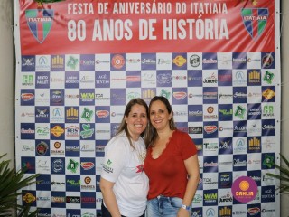 
<a style='margin-left: 5px;' class='btn btn-xs btn-social btn-facebook' href='https://www.facebook.com/sharer/sharer.php?u=https://boladovale.com.br/imgs/800-800-90/conteudo/fotos/1327/img0899.jpg' rel='popup' data-width='500' data-height='400'><i class='fa fa-facebook'></i>Compartilhar <span class='hidden-xs'>no Facebook</span>
</a> 
<a class='btn btn-default btn-xs' target='_blank' href='imgs/800-800-90/conteudo/fotos/1327/img0899.jpg'>
<span class='glyphicon glyphicon-cloud-download'></span> Salvar
</a> 
<span></span>