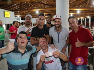 
<a style='margin-left: 5px;' class='btn btn-xs btn-social btn-facebook' href='https://www.facebook.com/sharer/sharer.php?u=https://boladovale.com.br/imgs/800-800-90/conteudo/fotos/1327/img0945.jpg' rel='popup' data-width='500' data-height='400'><i class='fa fa-facebook'></i>Compartilhar <span class='hidden-xs'>no Facebook</span>
</a> 
<a class='btn btn-default btn-xs' target='_blank' href='imgs/800-800-90/conteudo/fotos/1327/img0945.jpg'>
<span class='glyphicon glyphicon-cloud-download'></span> Salvar
</a> 
<span></span>