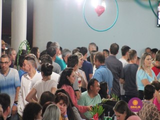 
<a style='margin-left: 5px;' class='btn btn-xs btn-social btn-facebook' href='https://www.facebook.com/sharer/sharer.php?u=https://boladovale.com.br/imgs/800-800-90/conteudo/fotos/1327/img7919.jpg' rel='popup' data-width='500' data-height='400'><i class='fa fa-facebook'></i>Compartilhar <span class='hidden-xs'>no Facebook</span>
</a> 
<a class='btn btn-default btn-xs' target='_blank' href='imgs/800-800-90/conteudo/fotos/1327/img7919.jpg'>
<span class='glyphicon glyphicon-cloud-download'></span> Salvar
</a> 
<span></span>