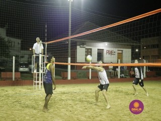 
<a style='margin-left: 5px;' class='btn btn-xs btn-social btn-facebook' href='https://www.facebook.com/sharer/sharer.php?u=https://boladovale.com.br/imgs/800-800-90/conteudo/fotos/1332/mg2207.jpg' rel='popup' data-width='500' data-height='400'><i class='fa fa-facebook'></i>Compartilhar <span class='hidden-xs'>no Facebook</span>
</a> 
<a class='btn btn-default btn-xs' target='_blank' href='imgs/800-800-90/conteudo/fotos/1332/mg2207.jpg'>
<span class='glyphicon glyphicon-cloud-download'></span> Salvar
</a> 
<span></span>