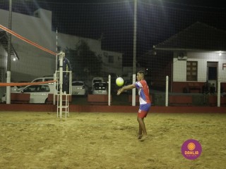
<a style='margin-left: 5px;' class='btn btn-xs btn-social btn-facebook' href='https://www.facebook.com/sharer/sharer.php?u=https://boladovale.com.br/imgs/800-800-90/conteudo/fotos/1334/mg2601.jpg' rel='popup' data-width='500' data-height='400'><i class='fa fa-facebook'></i>Compartilhar <span class='hidden-xs'>no Facebook</span>
</a> 
<a class='btn btn-default btn-xs' target='_blank' href='imgs/800-800-90/conteudo/fotos/1334/mg2601.jpg'>
<span class='glyphicon glyphicon-cloud-download'></span> Salvar
</a> 
<span></span>