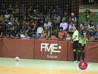 
<a style='margin-left: 5px;' class='btn btn-xs btn-social btn-facebook' href='https://www.facebook.com/sharer/sharer.php?u=https://boladovale.com.br/imgs/800-800-90/conteudo/fotos/1335/img2782.jpg' rel='popup' data-width='500' data-height='400'><i class='fa fa-facebook'></i>Compartilhar <span class='hidden-xs'>no Facebook</span>
</a> 
<a class='btn btn-default btn-xs' target='_blank' href='imgs/800-800-90/conteudo/fotos/1335/img2782.jpg'>
<span class='glyphicon glyphicon-cloud-download'></span> Salvar
</a> 
<span></span>