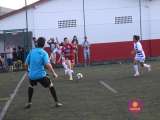 
<a style='margin-left: 5px;' class='btn btn-xs btn-social btn-facebook' href='https://www.facebook.com/sharer/sharer.php?u=https://boladovale.com.br/imgs/800-800-90/conteudo/fotos/1340/img5626-2.jpg' rel='popup' data-width='500' data-height='400'><i class='fa fa-facebook'></i>Compartilhar <span class='hidden-xs'>no Facebook</span>
</a> 
<a class='btn btn-default btn-xs' target='_blank' href='imgs/800-800-90/conteudo/fotos/1340/img5626-2.jpg'>
<span class='glyphicon glyphicon-cloud-download'></span> Salvar
</a> 
<span></span>