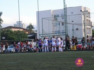 
<a style='margin-left: 5px;' class='btn btn-xs btn-social btn-facebook' href='https://www.facebook.com/sharer/sharer.php?u=https://boladovale.com.br/imgs/800-800-90/conteudo/fotos/1340/img5651-2.jpg' rel='popup' data-width='500' data-height='400'><i class='fa fa-facebook'></i>Compartilhar <span class='hidden-xs'>no Facebook</span>
</a> 
<a class='btn btn-default btn-xs' target='_blank' href='imgs/800-800-90/conteudo/fotos/1340/img5651-2.jpg'>
<span class='glyphicon glyphicon-cloud-download'></span> Salvar
</a> 
<span></span>