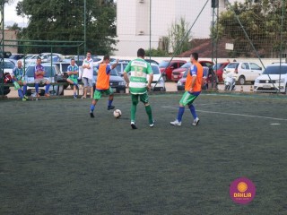 
<a style='margin-left: 5px;' class='btn btn-xs btn-social btn-facebook' href='https://www.facebook.com/sharer/sharer.php?u=https://boladovale.com.br/imgs/800-800-90/conteudo/fotos/1340/img5712-2.jpg' rel='popup' data-width='500' data-height='400'><i class='fa fa-facebook'></i>Compartilhar <span class='hidden-xs'>no Facebook</span>
</a> 
<a class='btn btn-default btn-xs' target='_blank' href='imgs/800-800-90/conteudo/fotos/1340/img5712-2.jpg'>
<span class='glyphicon glyphicon-cloud-download'></span> Salvar
</a> 
<span></span>