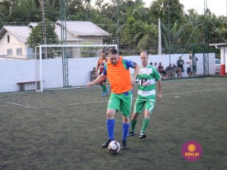 
<a style='margin-left: 5px;' class='btn btn-xs btn-social btn-facebook' href='https://www.facebook.com/sharer/sharer.php?u=https://boladovale.com.br/imgs/800-800-90/conteudo/fotos/1340/img5726-2.jpg' rel='popup' data-width='500' data-height='400'><i class='fa fa-facebook'></i>Compartilhar <span class='hidden-xs'>no Facebook</span>
</a> 
<a class='btn btn-default btn-xs' target='_blank' href='imgs/800-800-90/conteudo/fotos/1340/img5726-2.jpg'>
<span class='glyphicon glyphicon-cloud-download'></span> Salvar
</a> 
<span></span>