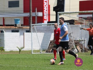 
<a style='margin-left: 5px;' class='btn btn-xs btn-social btn-facebook' href='https://www.facebook.com/sharer/sharer.php?u=https://boladovale.com.br/imgs/800-800-90/conteudo/fotos/1344/img4697.jpg' rel='popup' data-width='500' data-height='400'><i class='fa fa-facebook'></i>Compartilhar <span class='hidden-xs'>no Facebook</span>
</a> 
<a class='btn btn-default btn-xs' target='_blank' href='imgs/800-800-90/conteudo/fotos/1344/img4697.jpg'>
<span class='glyphicon glyphicon-cloud-download'></span> Salvar
</a> 
<span></span>