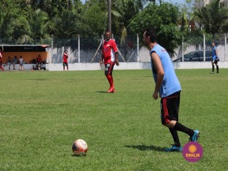 
<a style='margin-left: 5px;' class='btn btn-xs btn-social btn-facebook' href='https://www.facebook.com/sharer/sharer.php?u=https://boladovale.com.br/imgs/800-800-90/conteudo/fotos/1344/img4698.jpg' rel='popup' data-width='500' data-height='400'><i class='fa fa-facebook'></i>Compartilhar <span class='hidden-xs'>no Facebook</span>
</a> 
<a class='btn btn-default btn-xs' target='_blank' href='imgs/800-800-90/conteudo/fotos/1344/img4698.jpg'>
<span class='glyphicon glyphicon-cloud-download'></span> Salvar
</a> 
<span></span>