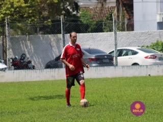 
<a style='margin-left: 5px;' class='btn btn-xs btn-social btn-facebook' href='https://www.facebook.com/sharer/sharer.php?u=https://boladovale.com.br/imgs/800-800-90/conteudo/fotos/1344/img4701.jpg' rel='popup' data-width='500' data-height='400'><i class='fa fa-facebook'></i>Compartilhar <span class='hidden-xs'>no Facebook</span>
</a> 
<a class='btn btn-default btn-xs' target='_blank' href='imgs/800-800-90/conteudo/fotos/1344/img4701.jpg'>
<span class='glyphicon glyphicon-cloud-download'></span> Salvar
</a> 
<span></span>