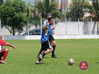 
<a style='margin-left: 5px;' class='btn btn-xs btn-social btn-facebook' href='https://www.facebook.com/sharer/sharer.php?u=https://boladovale.com.br/imgs/800-800-90/conteudo/fotos/1344/img4704.jpg' rel='popup' data-width='500' data-height='400'><i class='fa fa-facebook'></i>Compartilhar <span class='hidden-xs'>no Facebook</span>
</a> 
<a class='btn btn-default btn-xs' target='_blank' href='imgs/800-800-90/conteudo/fotos/1344/img4704.jpg'>
<span class='glyphicon glyphicon-cloud-download'></span> Salvar
</a> 
<span></span>