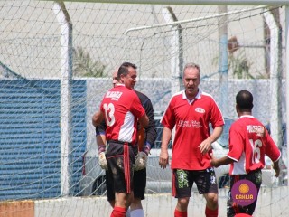 
<a style='margin-left: 5px;' class='btn btn-xs btn-social btn-facebook' href='https://www.facebook.com/sharer/sharer.php?u=https://boladovale.com.br/imgs/800-800-90/conteudo/fotos/1344/img4720.jpg' rel='popup' data-width='500' data-height='400'><i class='fa fa-facebook'></i>Compartilhar <span class='hidden-xs'>no Facebook</span>
</a> 
<a class='btn btn-default btn-xs' target='_blank' href='imgs/800-800-90/conteudo/fotos/1344/img4720.jpg'>
<span class='glyphicon glyphicon-cloud-download'></span> Salvar
</a> 
<span></span>