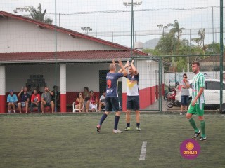 
<a style='margin-left: 5px;' class='btn btn-xs btn-social btn-facebook' href='https://www.facebook.com/sharer/sharer.php?u=https://boladovale.com.br/imgs/800-800-90/conteudo/fotos/1359/img8225.jpg' rel='popup' data-width='500' data-height='400'><i class='fa fa-facebook'></i>Compartilhar <span class='hidden-xs'>no Facebook</span>
</a> 
<a class='btn btn-default btn-xs' target='_blank' href='imgs/800-800-90/conteudo/fotos/1359/img8225.jpg'>
<span class='glyphicon glyphicon-cloud-download'></span> Salvar
</a> 
<span></span>