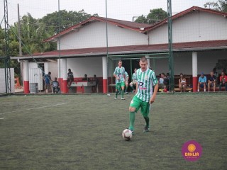 
<a style='margin-left: 5px;' class='btn btn-xs btn-social btn-facebook' href='https://www.facebook.com/sharer/sharer.php?u=https://boladovale.com.br/imgs/800-800-90/conteudo/fotos/1359/img8234.jpg' rel='popup' data-width='500' data-height='400'><i class='fa fa-facebook'></i>Compartilhar <span class='hidden-xs'>no Facebook</span>
</a> 
<a class='btn btn-default btn-xs' target='_blank' href='imgs/800-800-90/conteudo/fotos/1359/img8234.jpg'>
<span class='glyphicon glyphicon-cloud-download'></span> Salvar
</a> 
<span></span>