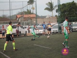 
<a style='margin-left: 5px;' class='btn btn-xs btn-social btn-facebook' href='https://www.facebook.com/sharer/sharer.php?u=https://boladovale.com.br/imgs/800-800-90/conteudo/fotos/1359/img8288.jpg' rel='popup' data-width='500' data-height='400'><i class='fa fa-facebook'></i>Compartilhar <span class='hidden-xs'>no Facebook</span>
</a> 
<a class='btn btn-default btn-xs' target='_blank' href='imgs/800-800-90/conteudo/fotos/1359/img8288.jpg'>
<span class='glyphicon glyphicon-cloud-download'></span> Salvar
</a> 
<span></span>